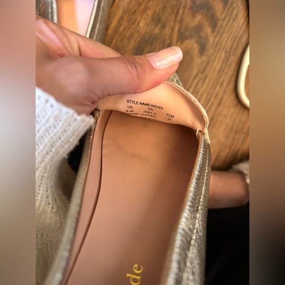Kate Spade Gold Metallic Loafers Wendi Size 6.5 - Picture 6 of 6